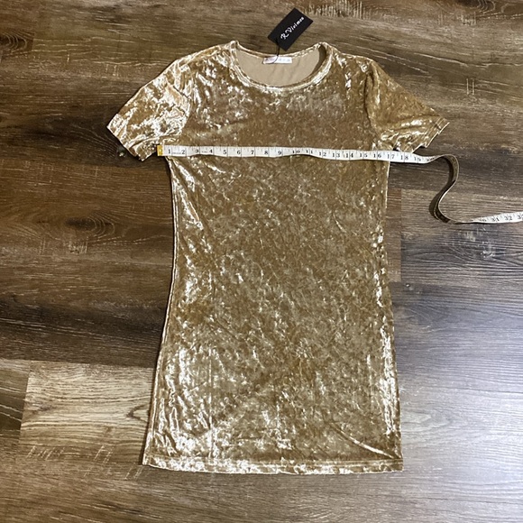 NWT R.Vivimos Dress - Picture 7 of 7